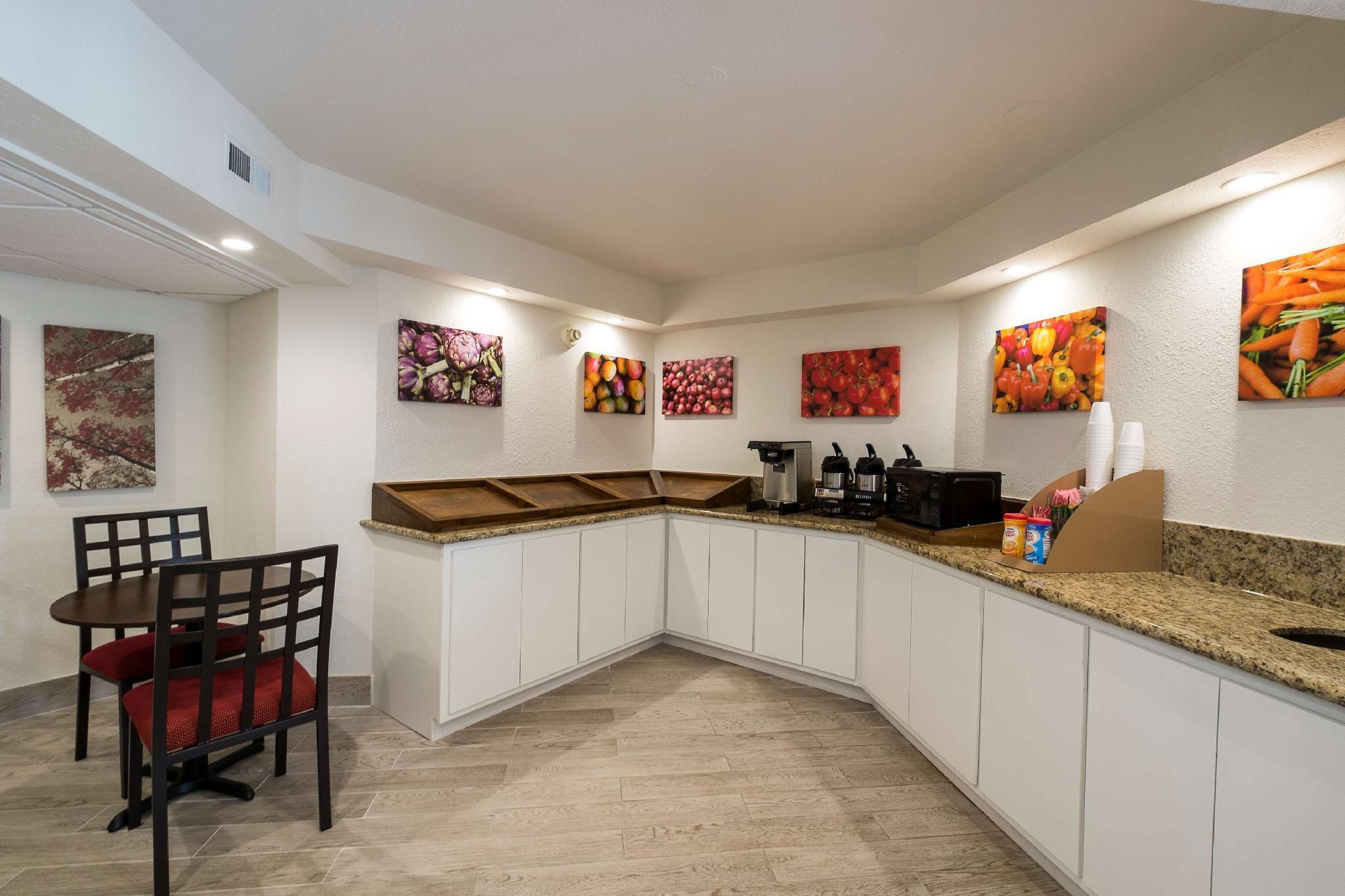 Red Roof Inn Plus+ Houston - Energy Corridor Eksteriør bilde