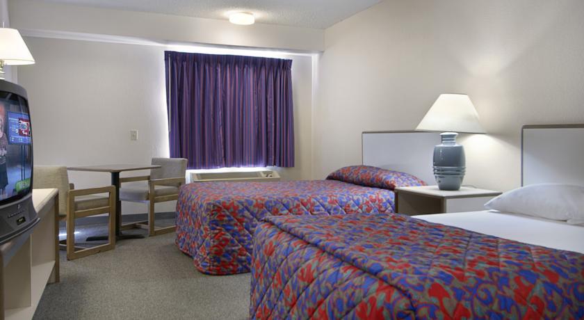 Red Roof Inn Plus+ Houston - Energy Corridor Rom bilde